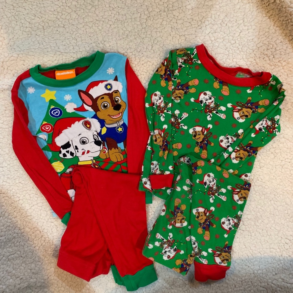 Set of 2 3T Paw Patrol Christmas Pajamas